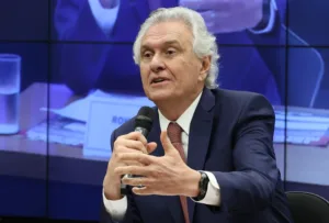 onze-governadores-renunciam-para-disputar-eleicoes-de-outubro;-veja-quem-deixou-o-cargo