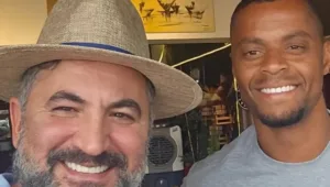 a-foto-do-goleiro-paulo-vitor-que-chateou-o-presidente-do-atletico