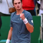 joao-fonseca-domina-canadense-e-vence-na-estreia-do-masters-1000-de-monte-carlo