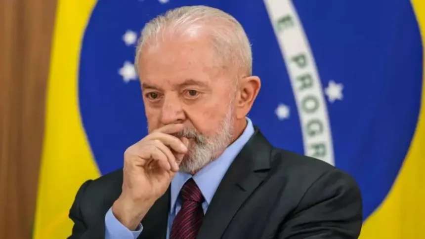 fim-da-escala-6×1-deve-pautar-discurso-de-lula,-que-mira-reeleicao