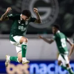 goias-comemora-83-anos-com-vitoria-e-lideranca-na-serie-b