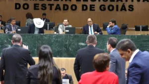 janela-partidaria-reduz-numero-de-siglas-na-assembleia;-veja-partidos-que-perderam-espaco