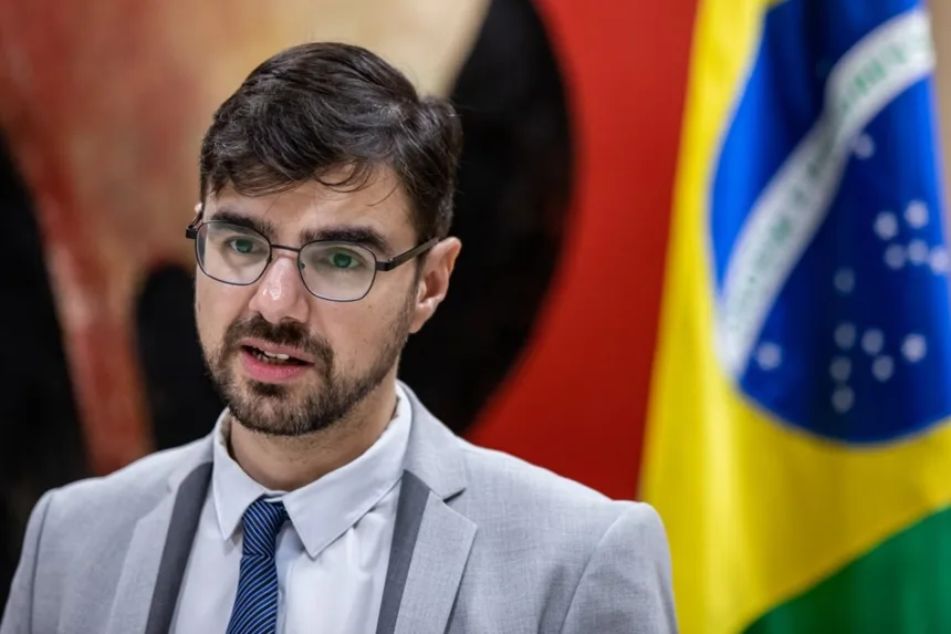 cotado-a-petrobras,-guilherme-mello-sera-secretario-do-planejamento