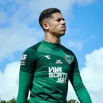 goias-divulga-boletim-medico-de-lateral,-que-precisou-de-cirurgia-de-emergencia;-saiba-detalhes