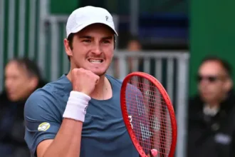 joao-fonseca-derrota-rinderknech-e-avanca-de-fase-no-masters-1000-de-monte-carlo