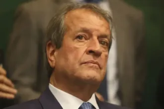 ‘vamos-acertar-isso’,-diz-valdemar-sobre-briga-entre-eduardo-bolsonaro-e-nikolas