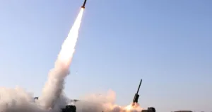 coreia-do-norte-testa-nova-ogiva-e-arma-eletromagnetica-–-cnn-brasil