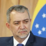 apos-pressao-do-pt,-edegar-pretto-desiste-de-pre-candidatura-no-rs