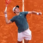 joao-fonseca-faz-bom-jogo-contra-zverev,-mas-acaba-eliminado-pelo-numero-3-do-mundo-em-monte-carlo