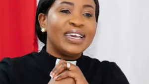 pastora-e-indiciada-por-homicidio-apos-fiel-morrer-afogado-em-batismo:-‘dancando-com-jesus’