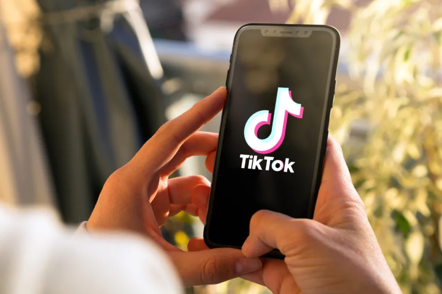 tiktok-e-saude-mental:-como-os-conteudos-da-rede-promovem-desinformacao-sobre-temas-como-tdah,-tea-e-outros