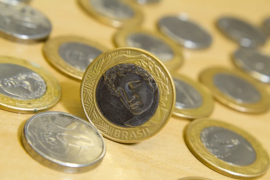 carga-tributaria-sobe-em-2025-e-chega-a-32,40%-do-pib,-informa-tesouro