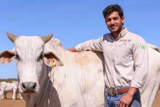 ‘esta-doendo-muito’:-agropecuarista-de-31-anos-e-sepultado-em-goiania