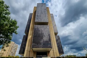 bc-alerta-para-superendividamento-e-cita-“problema-crescente”