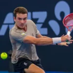 apos-boa-campanha-em-monte-carlo,-joao-fonseca-ganha-posicoes-e-assume-35°-lugar-no-ranking-da-atp