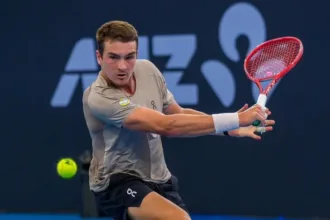 apos-boa-campanha-em-monte-carlo,-joao-fonseca-ganha-posicoes-e-assume-35°-lugar-no-ranking-da-atp