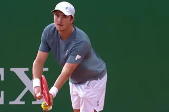 em-jogo-equilibrado,-joao-fonseca-vence-rival-chileno-e-avanca-no-atp-500-de-munique