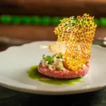 quanto-custa-comer-nos-restaurantes-brasileiros-com-duas-e-tres-estrelas-michelin?-veja