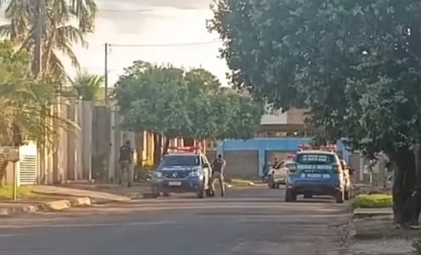 medico-e-baleado-e-preso-apos-atirar-arpoes-contra-policiais-em-goias;-veja-video