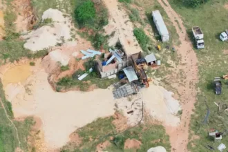 prisoes-de-garimpeiros-ilegais-disparam-906%-em-goias-em-2025,-aponta-pm