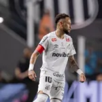 vai-deixar-o-santos?-neymar-desconversa-sobre-futuro-no-peixe