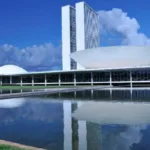 relator-se-diz-a-favor-da-pec-6×1,-mas-oposicao-pede-adiamento