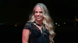 adriane-galisteu-revela-motivo-para-ter-evitado-o-alcool-ate-os-37-anos