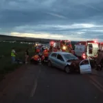 colisao-frontal-na-go-430,-em-formosa,-deixa-feridos-apos-ultrapassagem