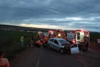 colisao-frontal-na-go-430,-em-formosa,-deixa-feridos-apos-ultrapassagem
