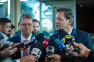 a-disputa-entre-tarcisio-e-haddad-pelo-governo-de-sao-paulo,-segundo-o-parana-pesquisas-–-cartacapital