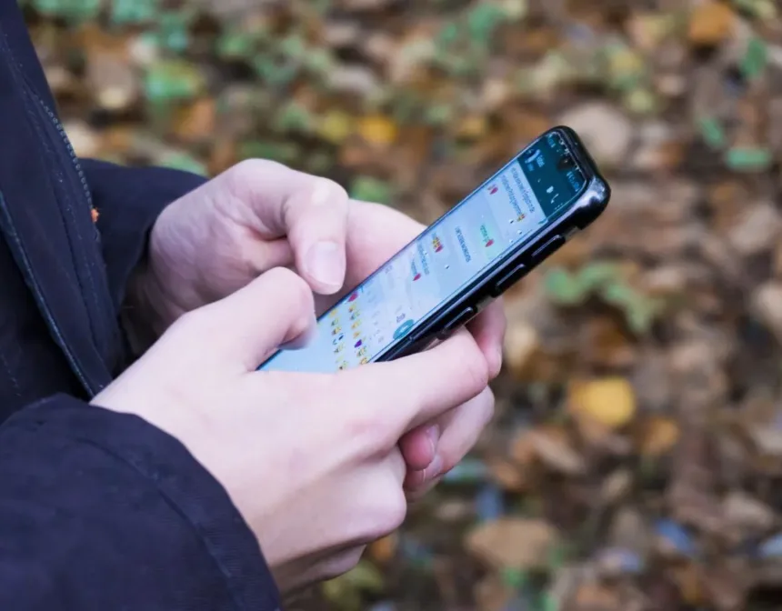 homem-cria-grupos-no-whatsapp-para-divulgar-fotos-intimas-e-ameacar-mulheres-em-santa-helena