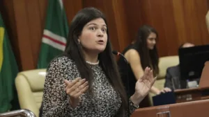 racha-no-psb:-aava-minimiza-divisao-e-diz-ter-aval-nacional-para-montar-chapas