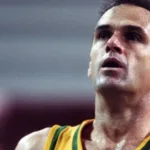 oscar-schmidt-e-cremado-com-a-camisa-da-selecao-brasileira-de-basquete-–-uol