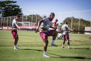 vila-nova-x-operario-pr;-confira-a-escalacao-do-tigrao-para-o-confronto-direto-na-serie-b