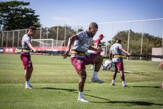vila-nova-x-operario-pr;-confira-a-escalacao-do-tigrao-para-o-confronto-direto-na-serie-b