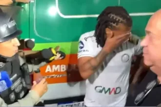 atacante-do-operario-pr-chora-apos-denuncia-de-racismo-no-duelo-contra-o-vila-nova-pela-serie-b