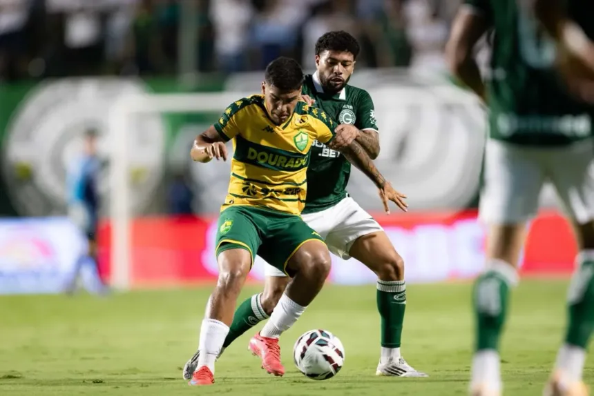 goias-perde-para-o-cuiaba-e-chega-a-segunda-derrota-seguida-na-serie-b