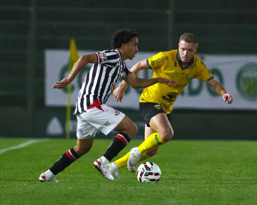 anapolis-sofre-nova-derrota,-segue-sem-pontuar-e-amarga-a-lanterna-da-serie-c