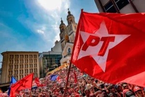 proposta-de-novo-programa-do-pt-defende-reforma-do-judiciario