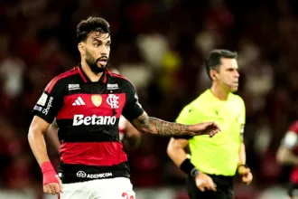 exames-apontam-edema-na-coxa-de-lucas-paqueta,-que-deve-desfalcar-o-flamengo-por-dez-dias