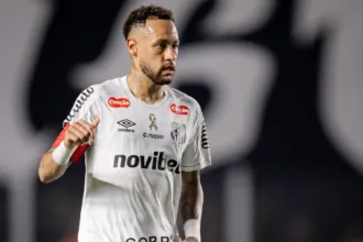 album-de-figurinhas-da-copa-e-lancado-na-espanha-e-nao-tem-neymar-na-selecao-brasileira,-diz-jornal;-veja-foto