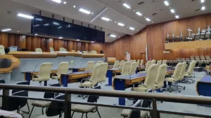 tcm-recomenda-suspensao-de-parte-do-concurso-da-camara-de-goiania