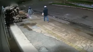 homens-incendeiam-madeireira-apos-acidente-que-matou-motociclista-em-trindade