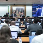 ccj-da-camara-aprova-fim-da-escala-6×1;-veja-o-que-vem-a-seguir