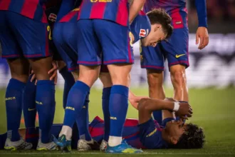 com-lesao-na-coxa,-yamal-esta-fora-da-temporada-do-barcelona,-mas-deve-jogar-a-copa