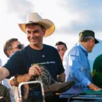 em-apoio-a-zema,-flavio-bolsonaro-critica-“ativismo-judicial”-do-stf