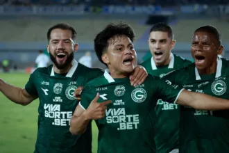 esli-garcia-afirma-que-golaco-no-serra-dourada-ficara-marcado-em-sua-historia