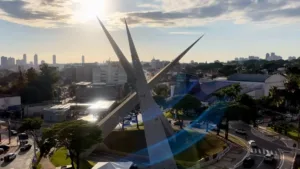 com-pintura-por-drones-e-r$-817-mil,-mabel-anuncia-revitalizacao-de-monumentos-na-av.-85