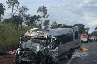 van-de-acidente-com-8-mortos-em-formosa-nao-tinha-autorizacao-para-transporte-de-passageiros