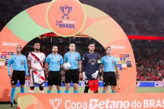 dragao-e-furacao-nao-saem-do-zero-e-vaga-nas-oitavas-da-copa-do-brasil-sera-decidida-em-goiania